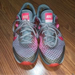 Women’s Nike Dual Fusion Flywire
